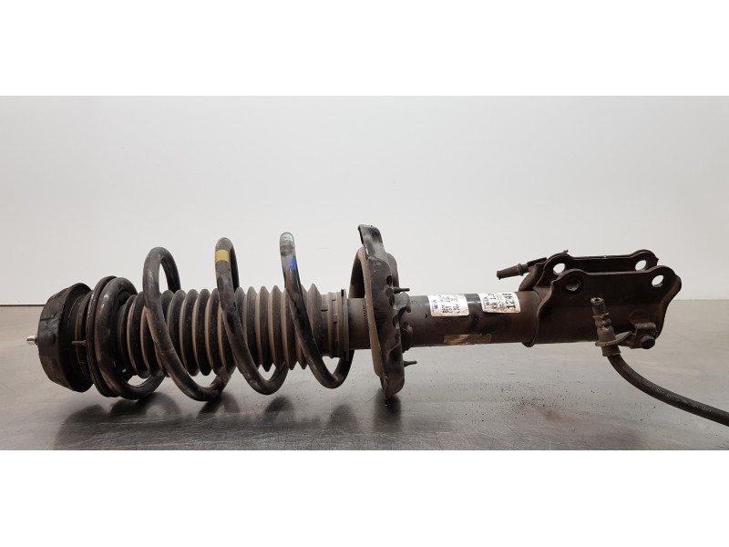 Recambio de amortiguador delantero izquierdo para kia rio (yb) attract referencia OEM IAM 54650H8100  