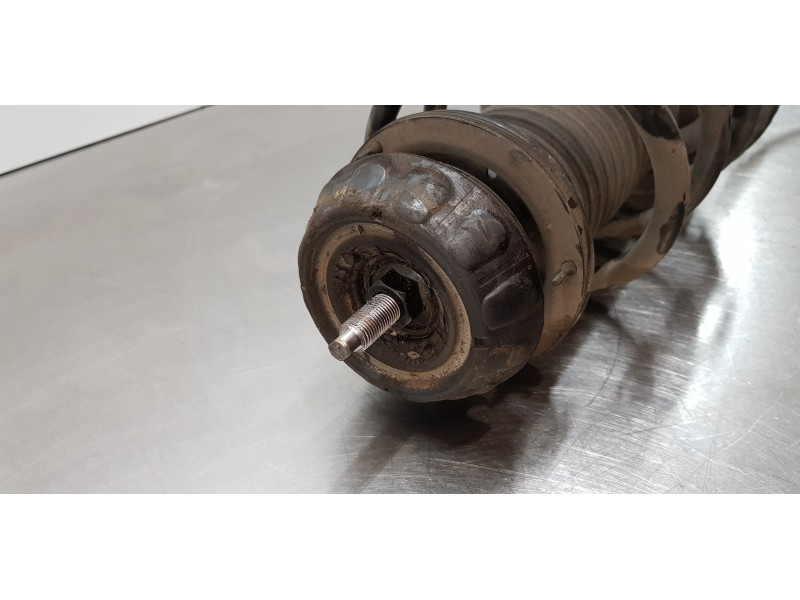 Recambio de amortiguador delantero izquierdo para kia rio (yb) attract referencia OEM IAM 54650H8100  