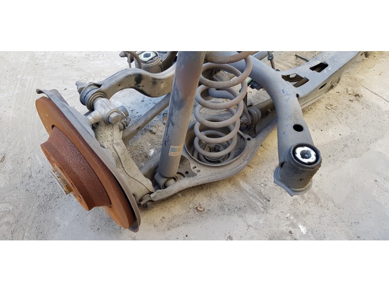 Recambio de puente trasero para skoda superb (3v3) active referencia OEM IAM 3Q0505235Q  