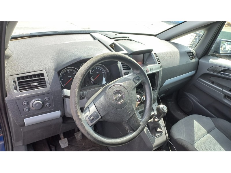 opel zafira b del año 2005