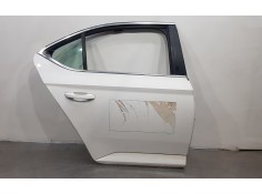 Recambio de puerta trasera derecha para skoda superb (3v3) active referencia OEM IAM 3V5833052  
