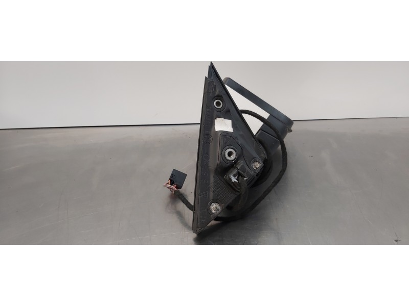 Recambio de retrovisor derecho para skoda superb (3v3) active referencia OEM IAM 3V1857508A  