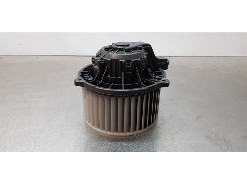 Recambio de motor calefaccion para kia carens ( ) attract referencia OEM IAM 971133X000  