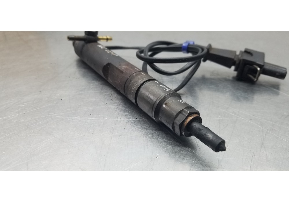 Recambio de inyector para volkswagen lt caja abierta (mod. 1997) lt 28 caja abierta referencia OEM IAM 074130202A  