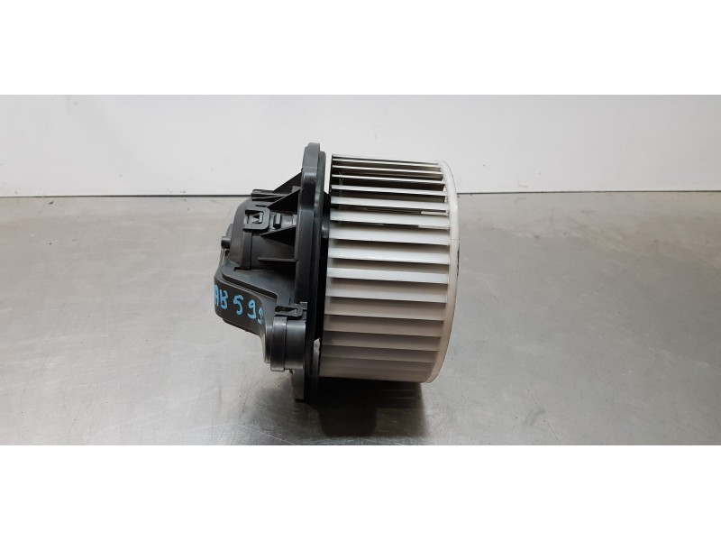 Recambio de motor calefaccion para kia carens ( ) attract referencia OEM IAM 971133X000  