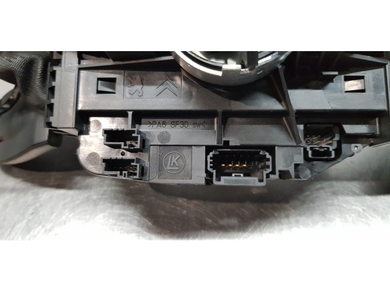 Recambio de mando multifuncion para peugeot 5008 active referencia OEM IAM 96773911ZD   Recambio de mando multifuncion para peugeot 5008 active referencia OEM IAM 96773911ZD