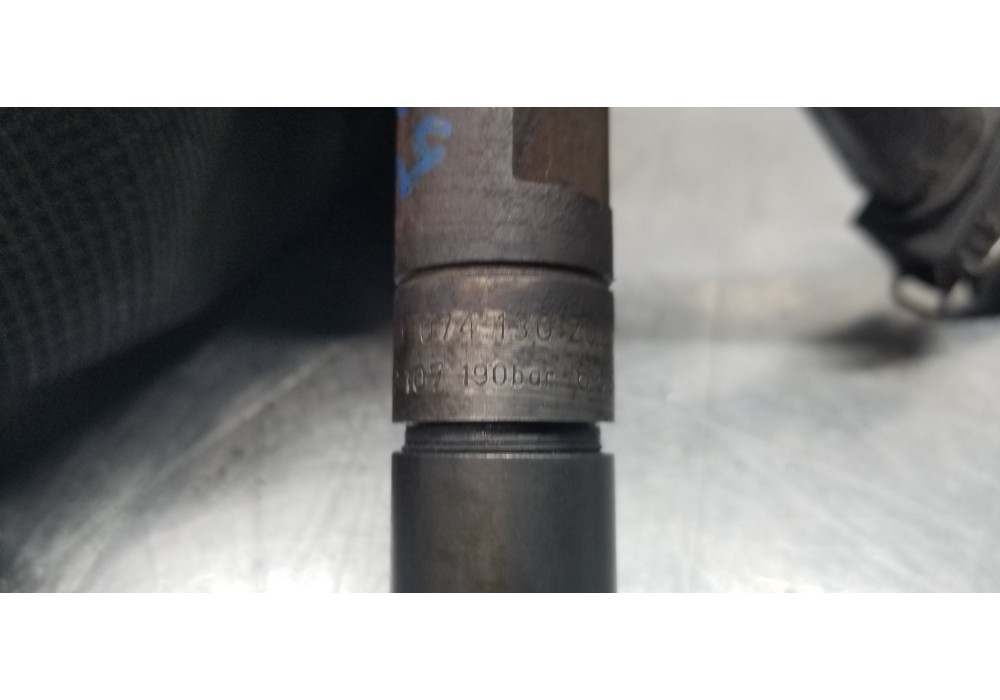 Recambio de inyector para volkswagen lt caja abierta (mod. 1997) lt 28 caja abierta referencia OEM IAM 074130202A  