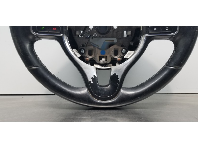Recambio de volante para kia sportage dynamic referencia OEM IAM 56100F1130SA1 96720F1120 