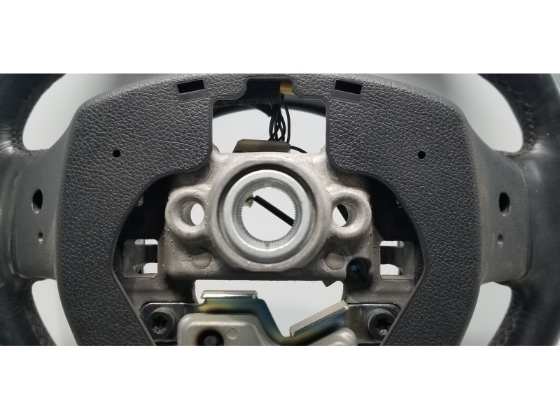 Recambio de volante para kia sportage dynamic referencia OEM IAM 56100F1130SA1 96720F1120 