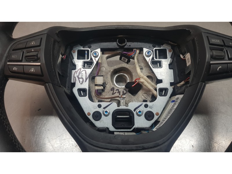 Recambio de volante para bmw serie 5 gran turismo (f07) 530d xdrive referencia OEM IAM 32302253647  