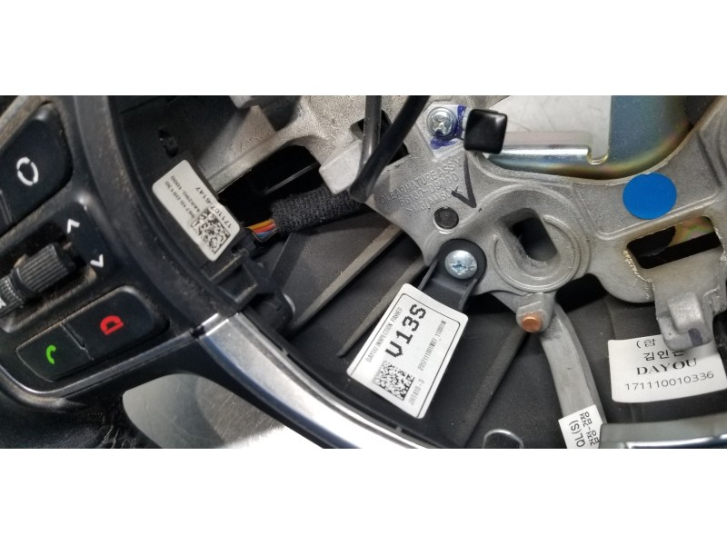 Recambio de volante para kia sportage dynamic referencia OEM IAM 56100F1130SA1 96720F1120 