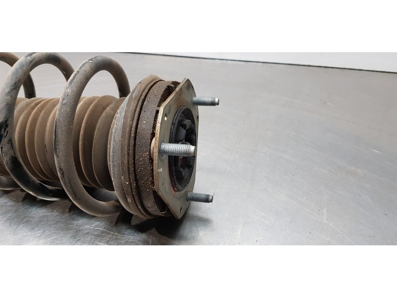 Recambio de amortiguador delantero derecho para ford ka+ ultimate referencia OEM IAM J7BC18045KA  