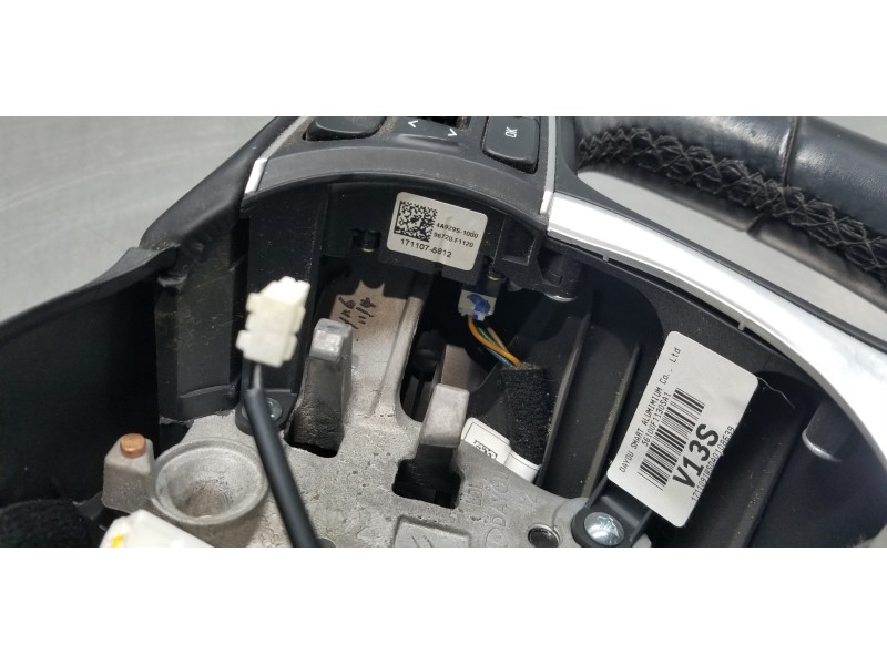 Recambio de volante para kia sportage dynamic referencia OEM IAM 56100F1130SA1 96720F1120 