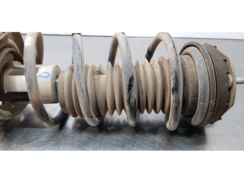 Recambio de amortiguador delantero derecho para ford ka+ ultimate referencia OEM IAM J7BC18045KA  