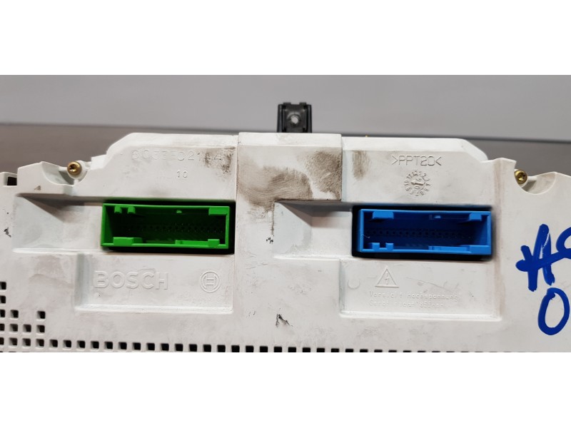 Recambio de cuadro instrumentos para volkswagen touareg (7la) tdi r5 referencia OEM IAM 7L6920881A  