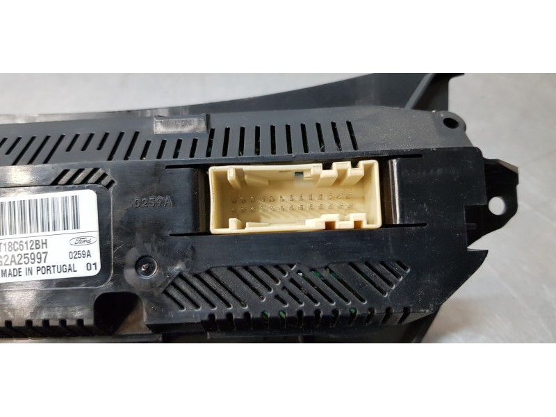 Recambio de mando climatizador para ford c-max titanium referencia OEM IAM AM5T18C612BH  