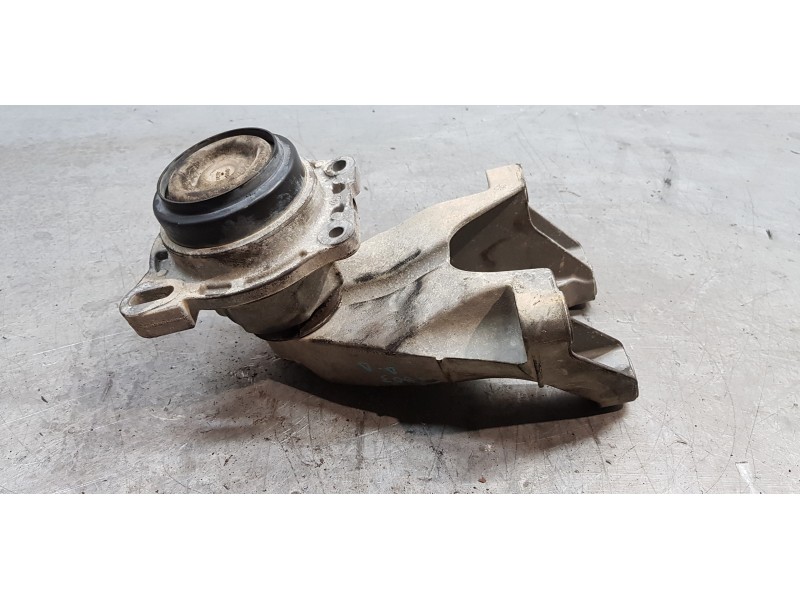 Recambio de soporte motor derecho para ford transit kastenwagen (ttg) 350 l3 referencia OEM IAM BK316A002AC  