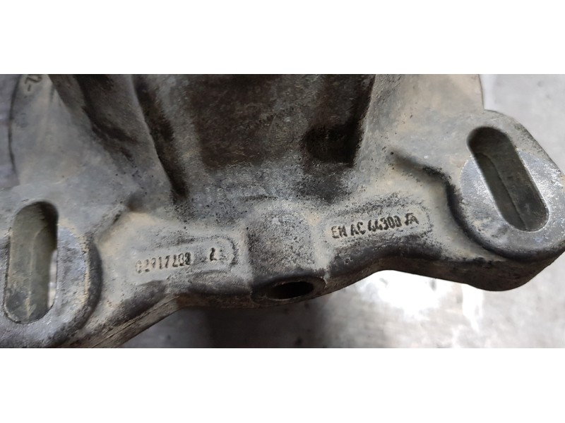 Recambio de soporte motor derecho para ford transit kastenwagen (ttg) 350 l3 referencia OEM IAM BK316A002AC  