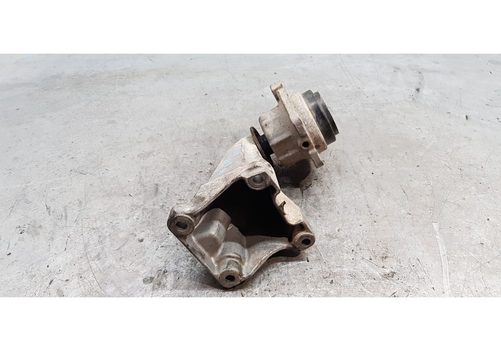 Recambio de soporte motor izquierdo para ford transit kastenwagen (ttg) 350 l3 referencia OEM IAM BK316A002AC  