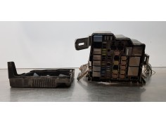 Recambio de caja reles / fusibles para ford fiesta (ccn) sport referencia OEM IAM 8V5114B144BA