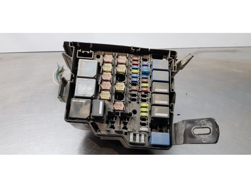 Recambio de caja reles / fusibles para ford fiesta (ccn) sport referencia OEM IAM 8V5114B144BA   Recambio de caja reles / fusibles para ford fiesta (ccn) sport referencia OEM IAM 8V5114B144BA