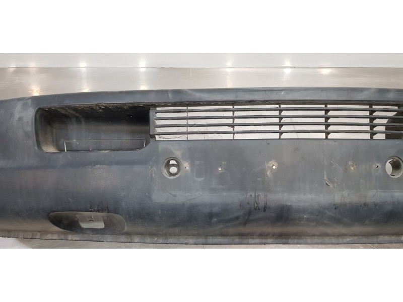 Recambio de paragolpes delantero para volkswagen lt caja abierta (mod. 1997) lt 28 caja abierta referencia OEM IAM 2D0807102HB41