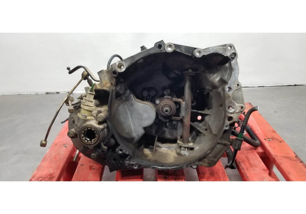 Recambio de caja cambios para citroen berlingo 1.9 1,9 d sx modutop familiar referencia OEM IAM 20TA74  
