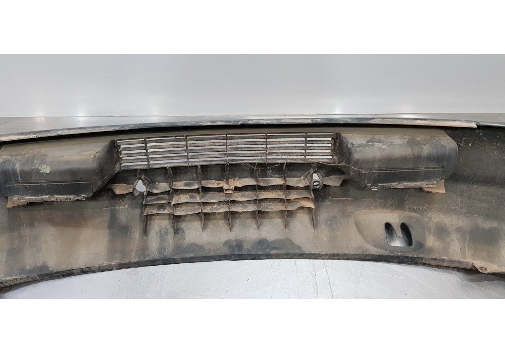 Recambio de paragolpes delantero para volkswagen lt caja abierta (mod. 1997) lt 28 caja abierta referencia OEM IAM 2D0807102HB41