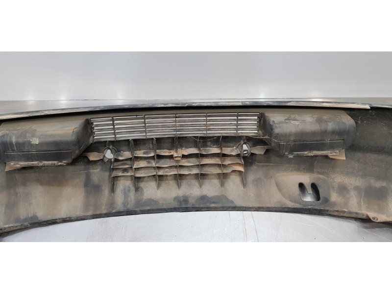 Recambio de paragolpes delantero para volkswagen lt caja abierta (mod. 1997) lt 28 caja abierta referencia OEM IAM 2D0807102HB41