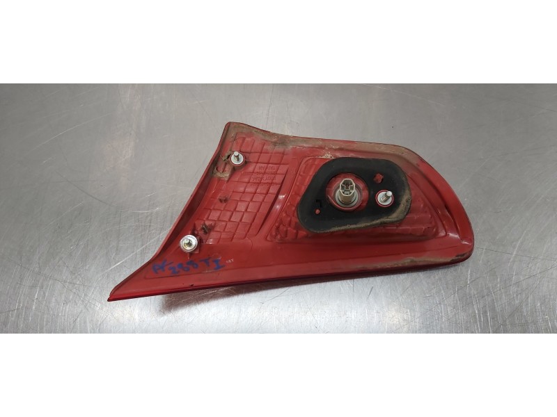 Recambio de piloto trasero izquierdo interior para mitsubishi lancer berlina (cy0) instyle referencia OEM IAM 8336A077   Recambio de piloto trasero izquierdo interior para mitsubishi lancer berlina (cy0) instyle referencia OEM IAM 8336A077