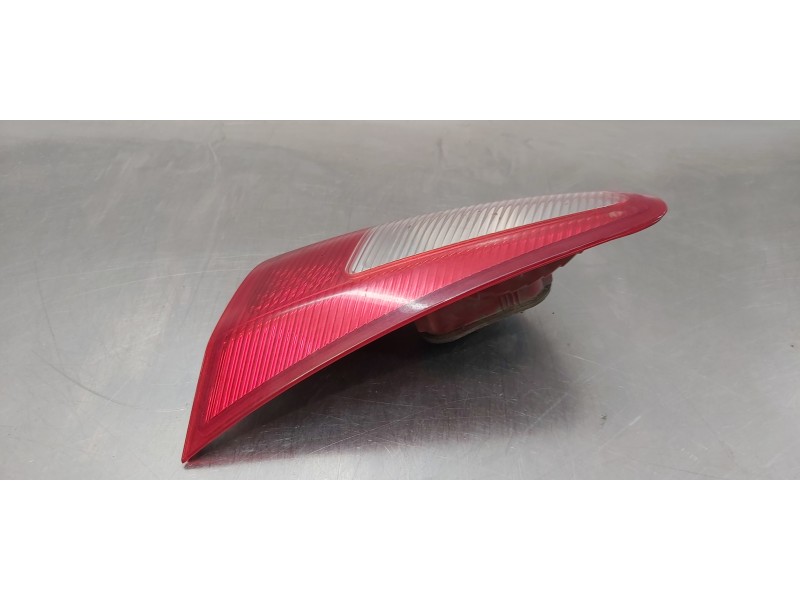 Recambio de piloto trasero derecho interior para mitsubishi lancer berlina (cy0) instyle referencia OEM IAM 8336A078   Recambio de piloto trasero derecho interior para mitsubishi lancer berlina (cy0) instyle referencia OEM IAM 8336A078