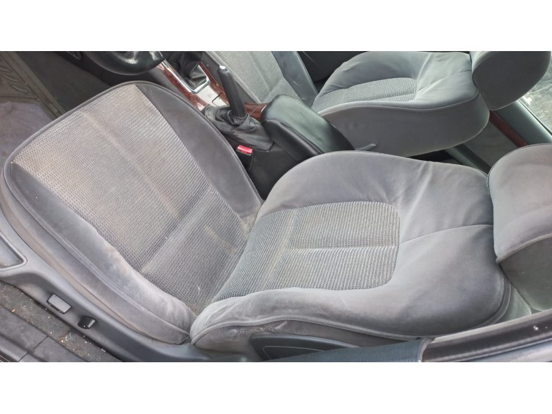 peugeot 407 del año 2005