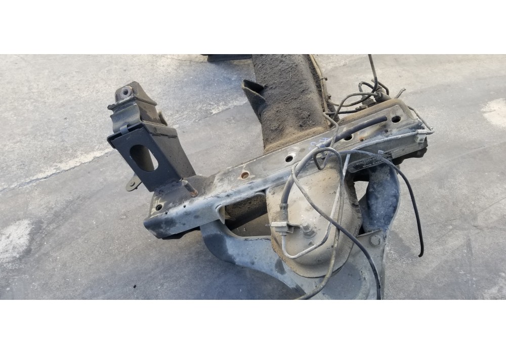 Recambio de puente delantero para volkswagen lt caja abierta (mod. 1997) lt 28 caja abierta referencia OEM IAM 2D0401031C  