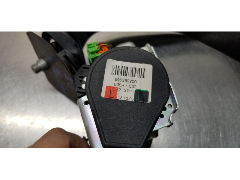 Recambio de cinturon seguridad delantero izquierdo para mercedes clase cls (w219) 350 (219.356) referencia OEM IAM A2118600186  