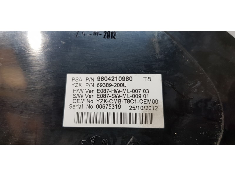 Recambio de cuadro instrumentos para peugeot 5008 allure referencia OEM IAM 9804210980   Recambio de cuadro instrumentos para peugeot 5008 allure referencia OEM IAM 9804210980