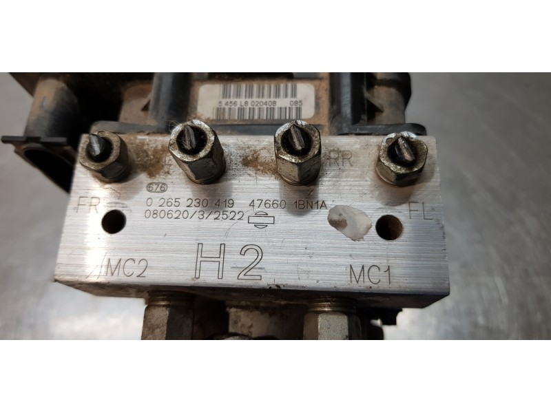 Recambio de abs para infiniti ex ex37 gt referencia OEM IAM 476601BN1A  