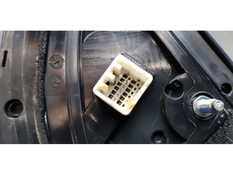 Recambio de retrovisor derecho para kia rio (yb) attract referencia OEM IAM 87620H8050  