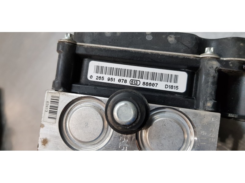 Recambio de abs para infiniti ex ex37 gt referencia OEM IAM 476601BN1A  