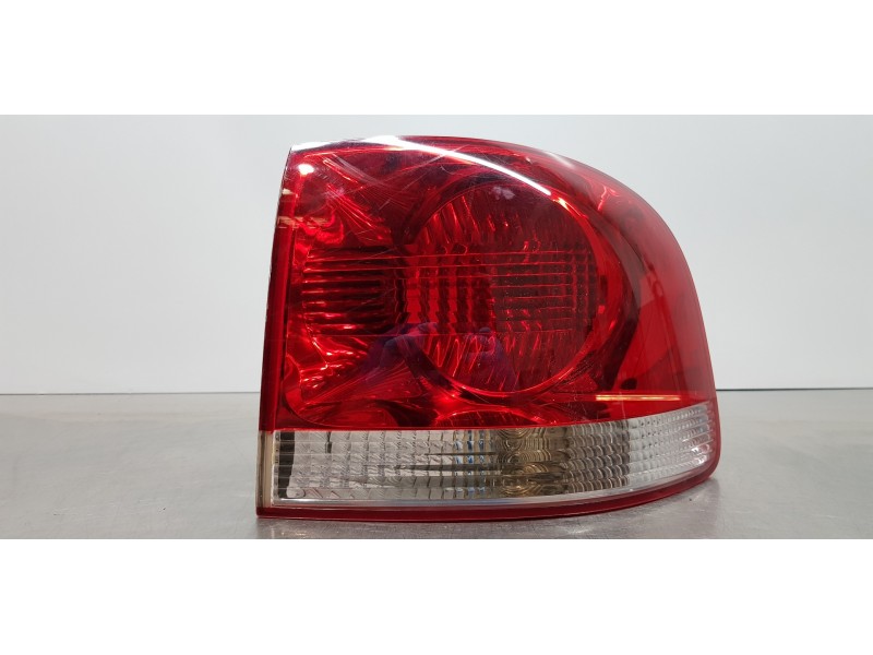 Recambio de piloto trasero derecho para volkswagen touareg (7la) tdi r5 referencia OEM IAM 7L6945096P  