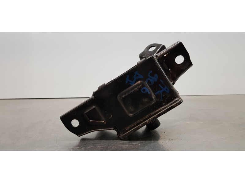 Recambio de soporte motor izquierdo para kia rio (yb) attract referencia OEM IAM 21830H8010 21824F3100 