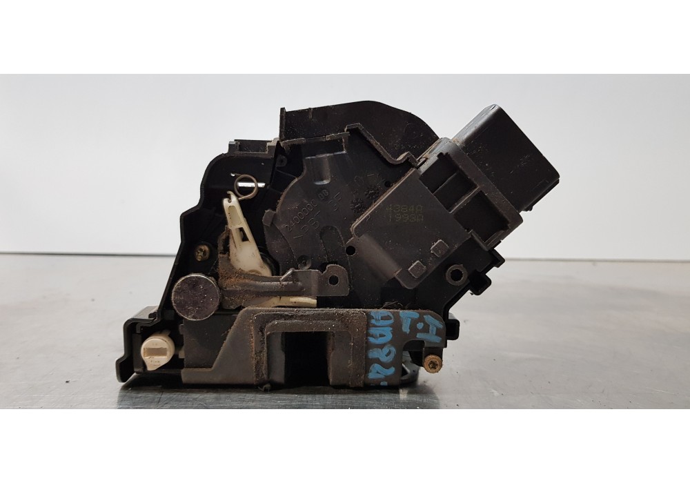 Recambio de cerradura puerta trasera izquierda para ford focus c-max (cap) trend (d) referencia OEM IAM 3M5AR26413BM  