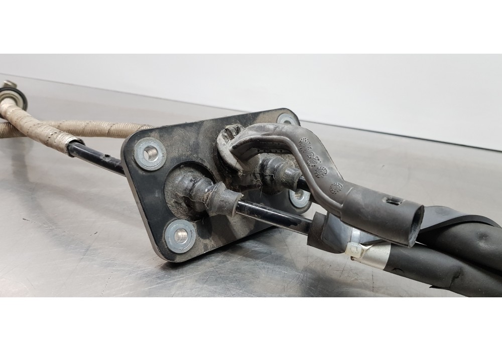 Recambio de varillaje cambio para peugeot boxer furgón gran volumen 335 l3h3 pro bluehdi 130 referencia OEM IAM 1613999780  