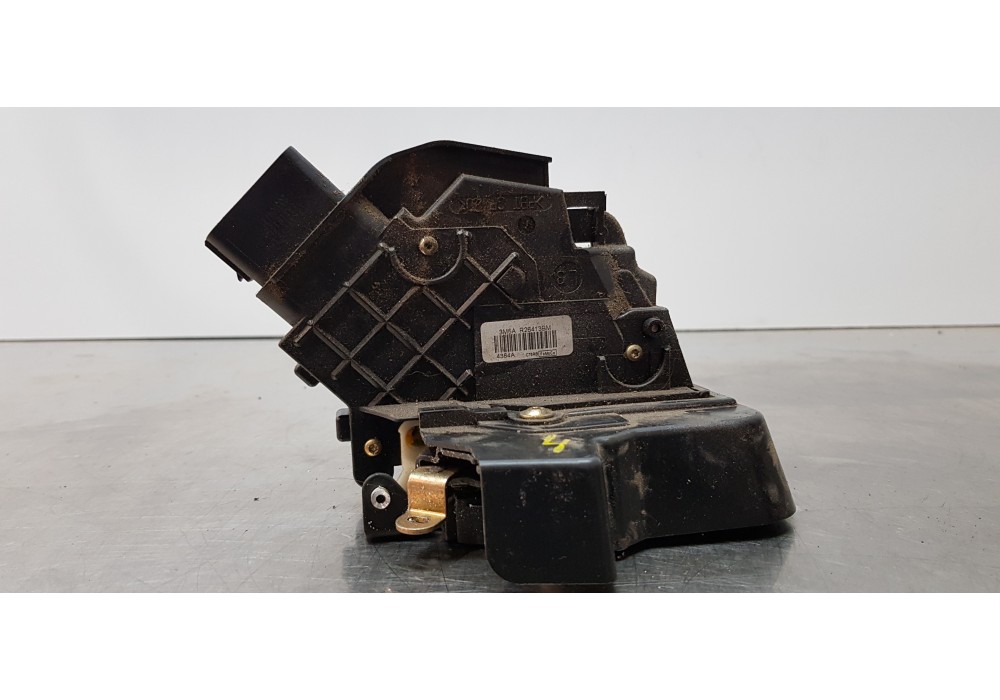 Recambio de cerradura puerta trasera izquierda para ford focus c-max (cap) trend (d) referencia OEM IAM 3M5AR26413BM  