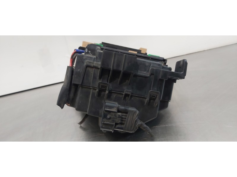 Recambio de caja reles / fusibles para kia carens ( ) drive referencia OEM IAM 919513X110  