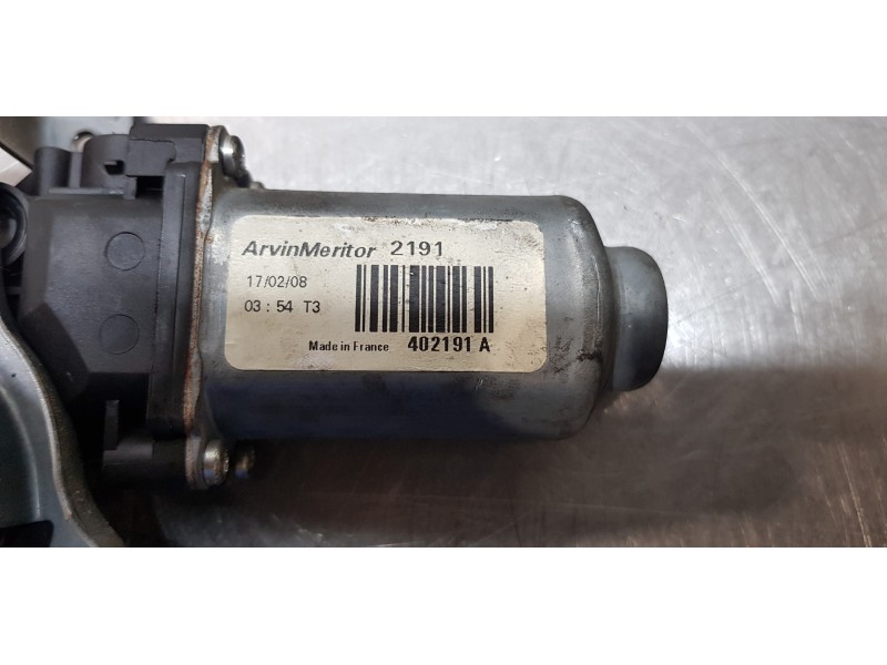 Recambio de elevalunas trasero izquierdo para nissan qashqai (j10) tekna referencia OEM IAM 82700JD400  