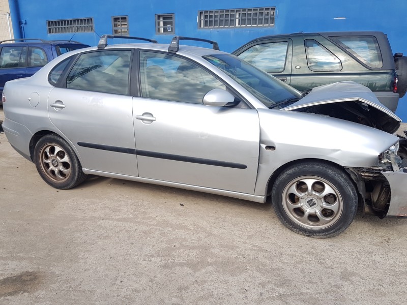 seat cordoba berlina (6l2) del año 2004