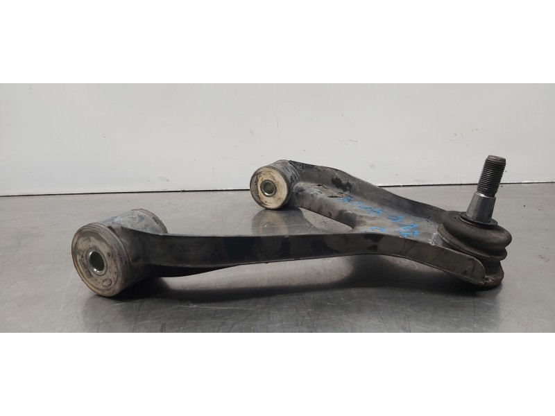 Recambio de brazo suspension superior delantero izquierdo para iveco daily caja cerrada furgon ´2017 referencia OEM IAM 58015642 Recambio de brazo suspension superior delantero izquierdo para iveco daily caja cerrada furgon ´2017 referencia OEM IAM 58015642