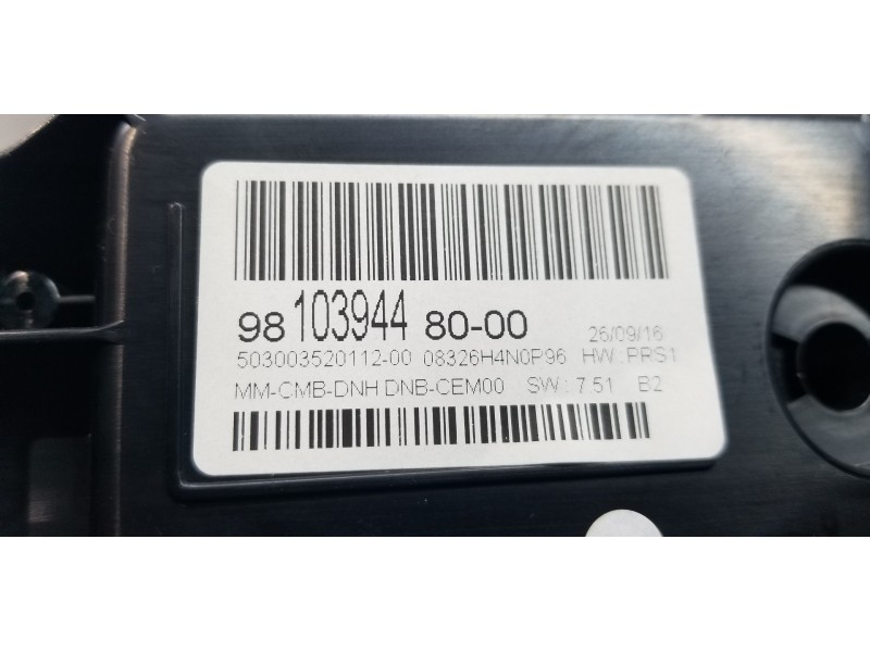 Recambio de cuadro instrumentos para peugeot 3008 allure referencia OEM IAM 9810394480  