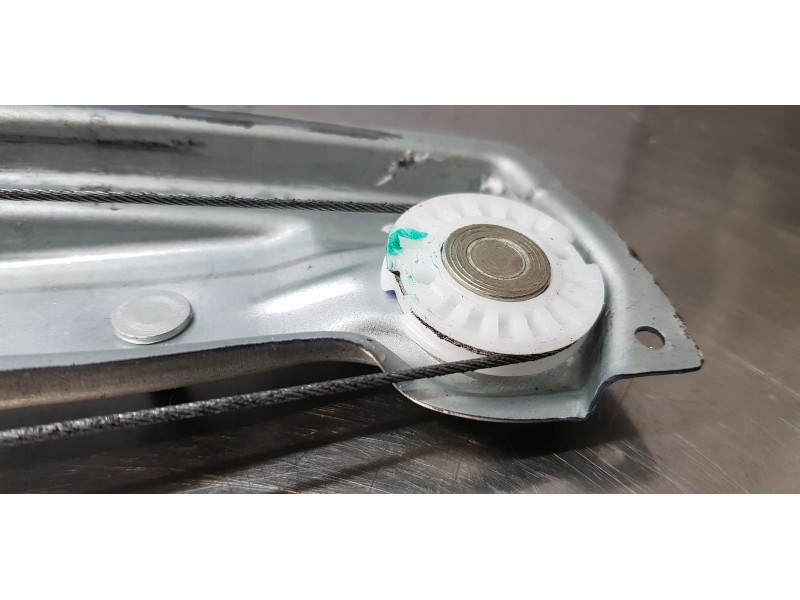 Recambio de elevalunas delantero derecho para ford ka+ ultimate referencia OEM IAM E3B5A23200DE   Recambio de elevalunas delantero derecho para ford ka+ ultimate referencia OEM IAM E3B5A23200DE