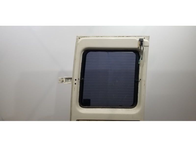 Recambio de puerta trasera derecha para volkswagen lt caja abierta (mod. 1997) lt 28 caja abierta referencia OEM IAM 2D3841080A 